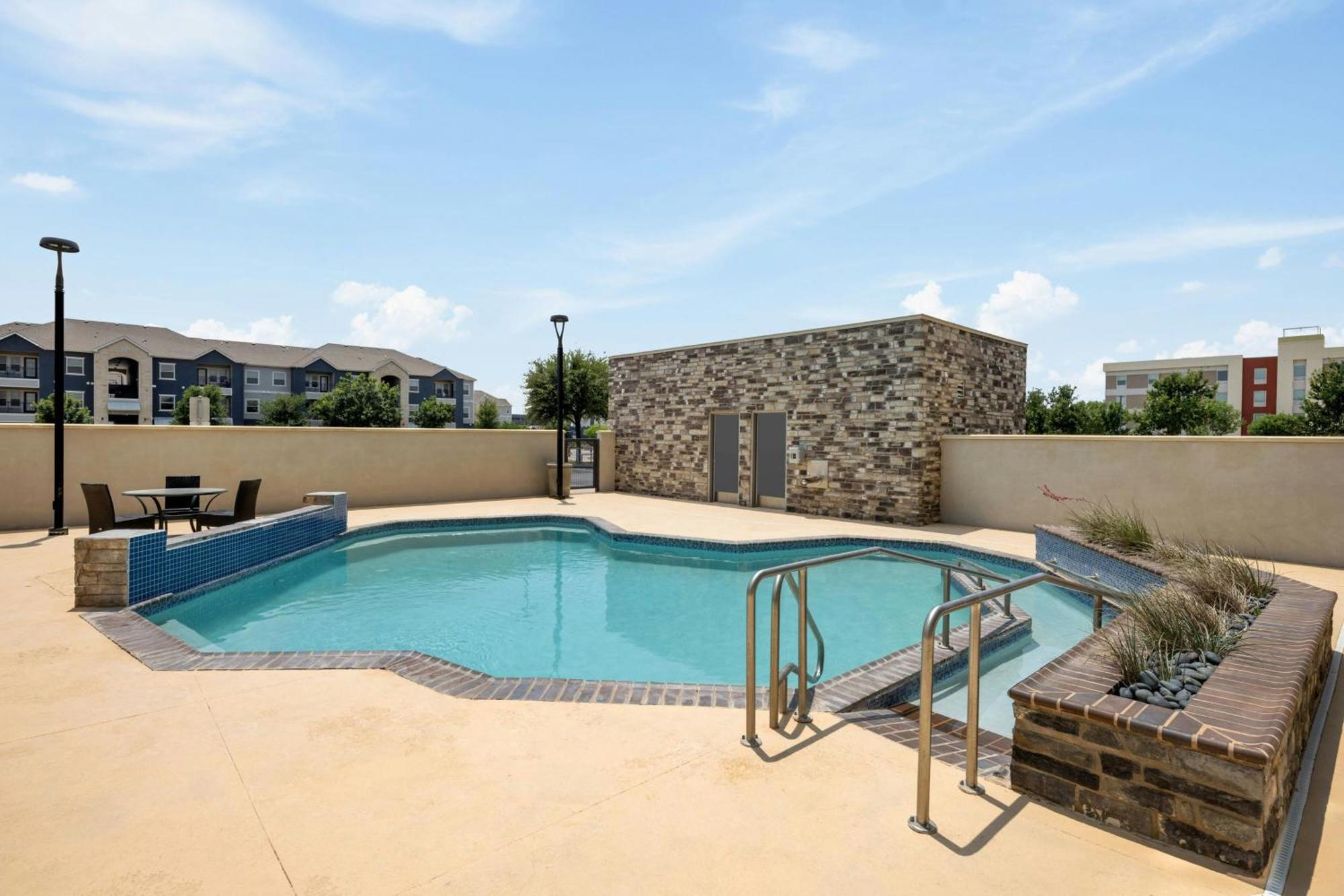 Springhill Suites By Marriott Midland Odessa Bagian luar foto